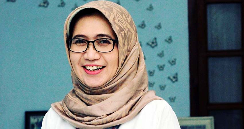 Bunda Indah Tegaskan Oknum Guru Mesum Tidak Layak Mengajar Lagi