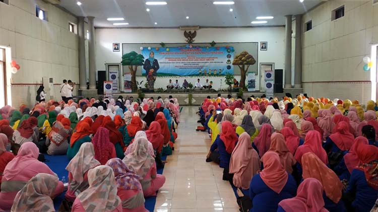 Musfarinah Thoriq Buka Workshop  PAUD  dengan Tema Mari 