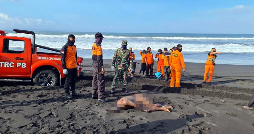 Mayat Pria Bugil Ditemukan di Pantai Wotgalih Lumajang