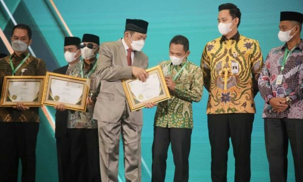 Bupati Lumajang Raih Penghargaan Baznas Award di Jakarta, Donasi Semeru Capai Rp 37 Miliar