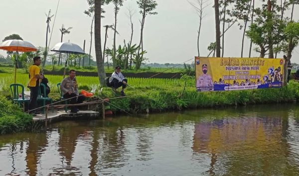 Polres Lumajang Gelar Piramida dengan Mancing bersama Wartawan