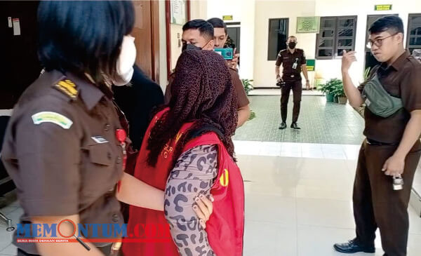 Mami Bos Prostitusi Lumajang Divonis Delapan Tahun Penjara dan Bayar Rp 1,3 Miliar