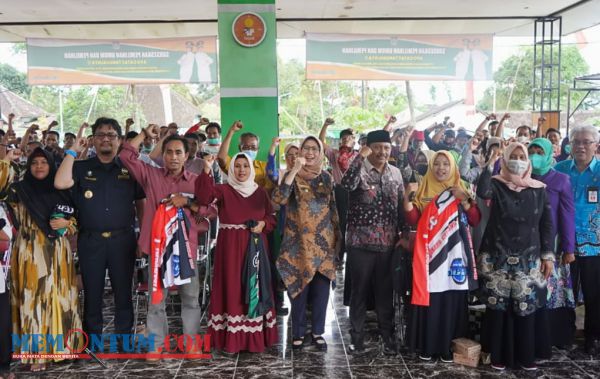 Bunda Indah bersama Masyarakat Lumajang Semangat Gempur Rokok Ilegal