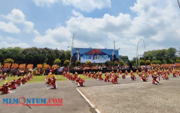 Warga Lumajang Sambut Meriah Puncak Prosesi Harjalu di Alun-alun