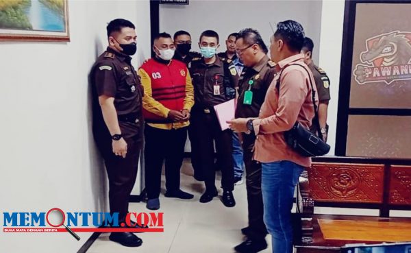 Kades Krai Lumajang Ditetapkan Tersangka Tindak Pidana Korupsi, Berkas dan Pelaku Diserahkan dari Polda