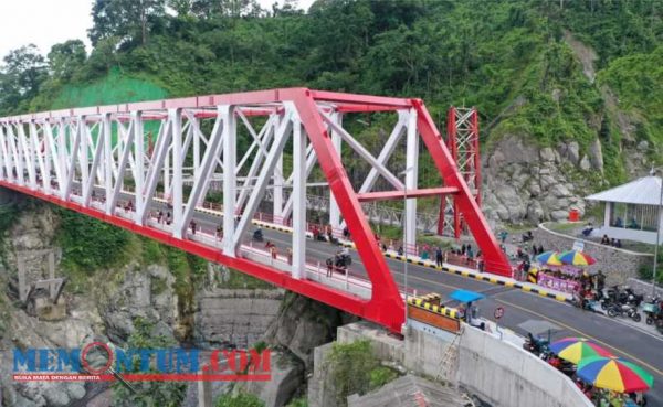 Jembatan Gladak Perak Lumajang Jadi Spot Dadakan Pemudik